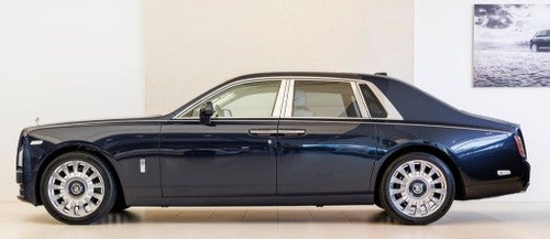 ROLLS-ROYCE Phantom 6.7 V12