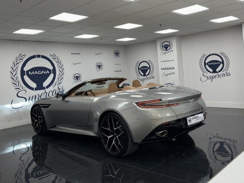 ASTON MARTIN DB12 4.0 V8