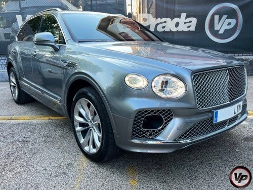 BENTLEY Bentayga V8