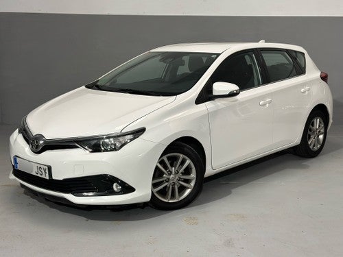 TOYOTA Auris 120T Active (Business Plus)