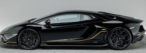 LAMBORGHINI Aventador LP740-4 S