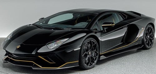 LAMBORGHINI Aventador LP740-4 S