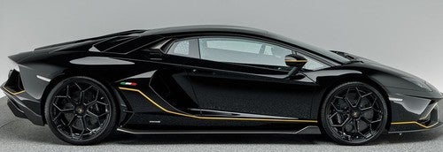 LAMBORGHINI Aventador LP740-4 S