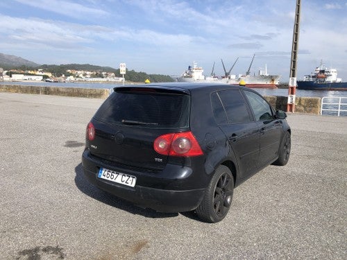 VOLKSWAGEN Golf 1.9TDI Sportline 105