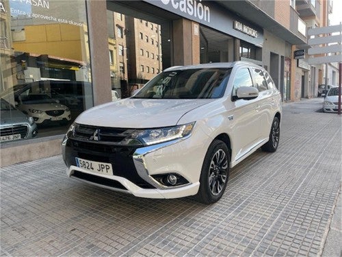 MITSUBISHI Outlander 2.0 PHEV Kaiteki Auto 4WD