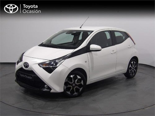 TOYOTA Aygo 5 Puertas x-play 70 Manual 5v