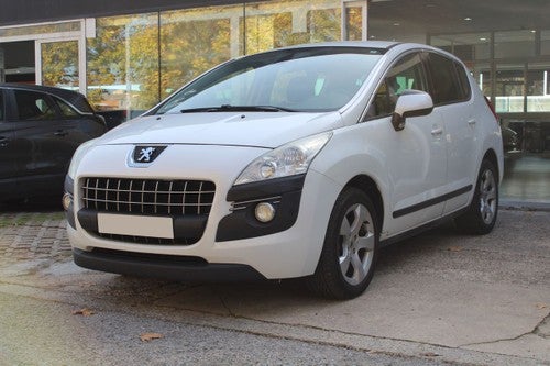 PEUGEOT 3008 1.6HDI FAP Access 110