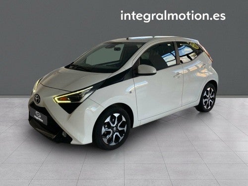 TOYOTA Aygo 70 x-play