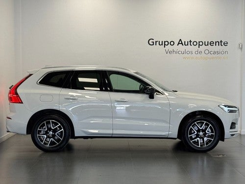 VOLVO XC60 XC-60 MOMENTUM AUTO