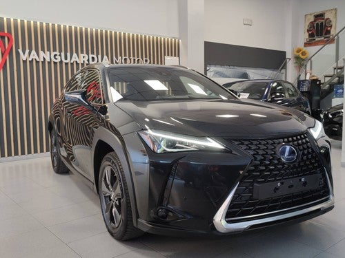 LEXUS UX 2.0 250h Business 4WD Navigation