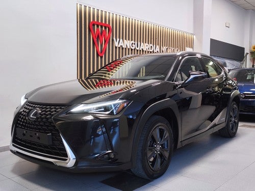 LEXUS UX 2.0 250h Business 4WD Navigation