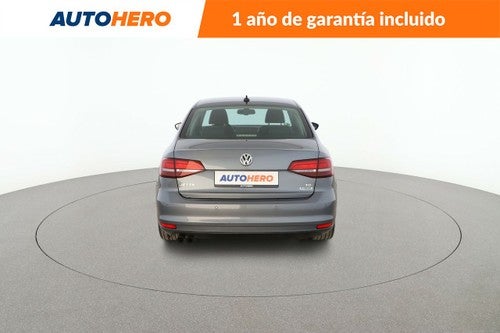 Volkswagen Jetta 2.0 TDI Sport BlueMotion