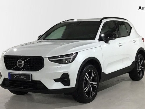 VOLVO XC40 T5 Recharge Plus Dark Aut.