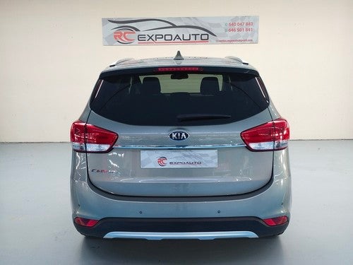 KIA Carens 1.6 GDi 99kW (135CV) Drive