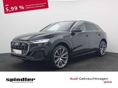 AUDI Q8 s-line