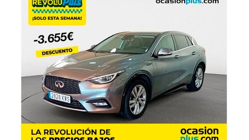 INFINITI Q30 1.6tc Premium Tech 7DCT 156