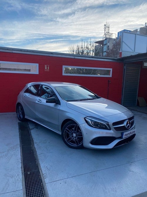 Mercedes Clase A A 180 d AMG Line