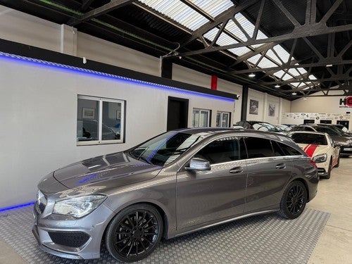 MERCEDES Clase CLA CLA 220 d 4MATIC Urban Shooting Brake