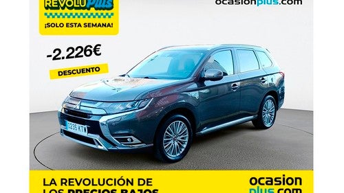 MITSUBISHI Outlander PHEV Kaiteki 4WD