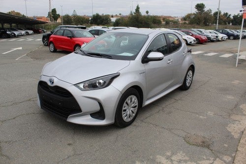 TOYOTA Yaris 1.5 120H Business Plus