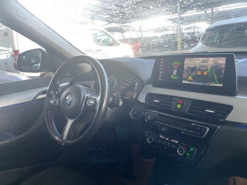 BMW X1 sDrive20i DCT