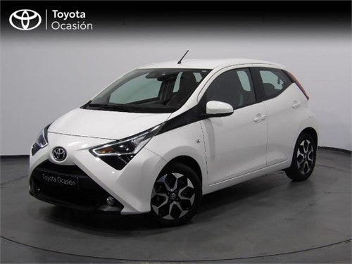 TOYOTA Aygo 5 Puertas x-play 70 Manual 5v