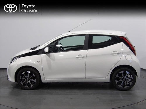 TOYOTA AYGO 1.0 70 x-play