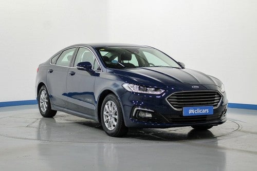 FORD Mondeo Mondeo Sedán 2.0 HEV Titanium