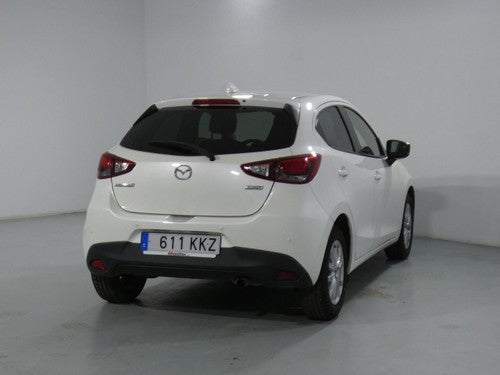 Mazda 2 Style