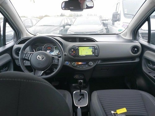 Toyota Yaris 1.5 VVT-I HYBRID 100 H BUSINESS