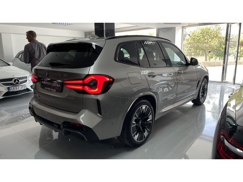 BMW iX3 80 kWh M Sport