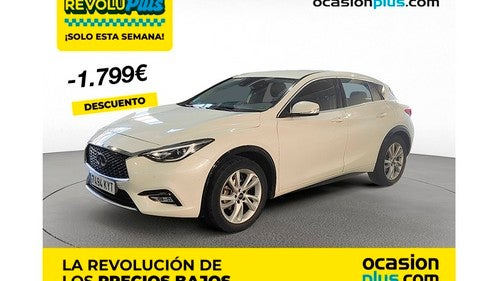 INFINITI Q30 1.6tc Premium Tech 7DCT 156