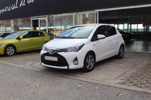 TOYOTA Yaris Hybrid Active