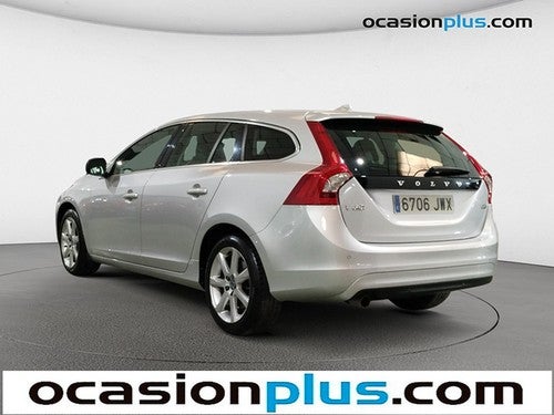 VOLVO V60 2.0 D3 Momentum Auto