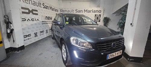 Volvo XC-60 Momentum 2WD