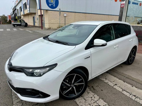 TOYOTA Auris hybrid 140H Feel! Edition