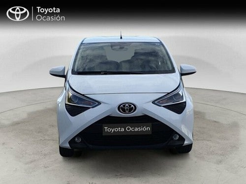 TOYOTA Aygo 5 Puertas x-play 70 Manual 5v