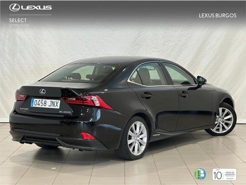 LEXUS IS EXECUTIVE