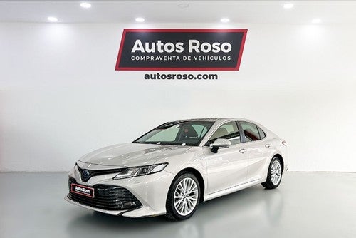 TOYOTA Camry 2.5 220H Luxury