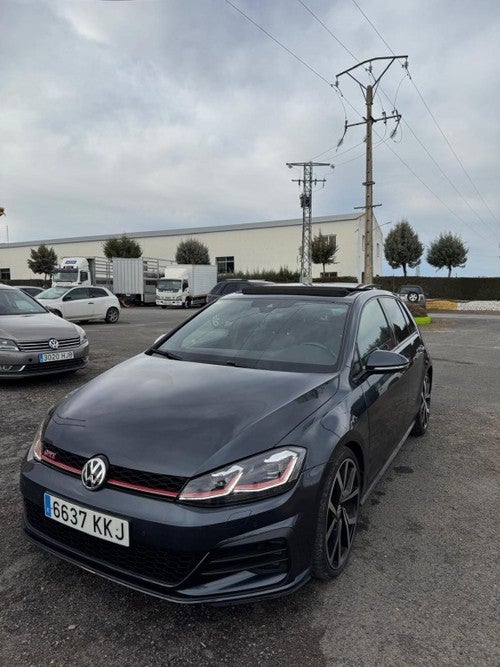 VOLKSWAGEN Golf 2.0 TSI GTI Performance 180kW