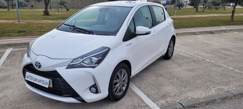 TOYOTA Yaris 100H 1.5 Active Tech