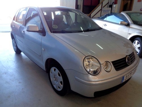 VOLKSWAGEN Polo 1.2 Trendline 65