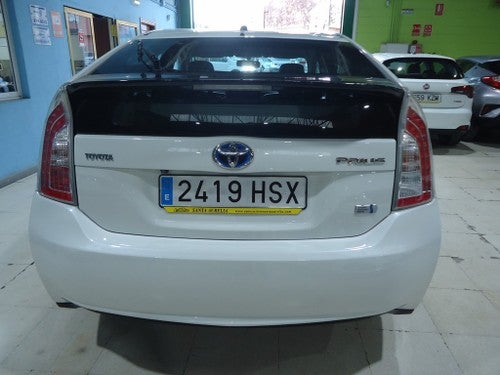 TOYOTA Prius 1.8 HSD Advance