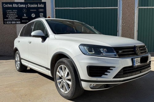 VOLKSWAGEN Touareg 3.0TDI V6 BMT R-Line 193kW Tiptronic