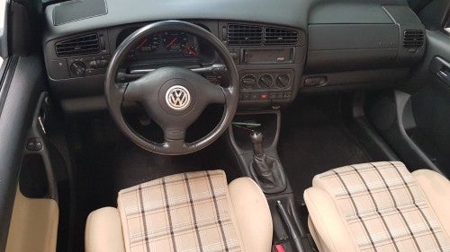 VOLKSWAGEN Golf Cabrio 1.6 Highline