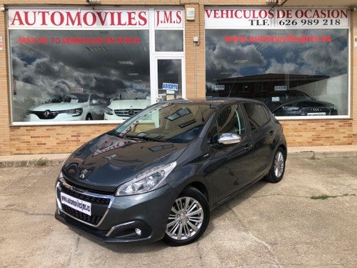 PEUGEOT 208 1.2 PureTech S&S Style 82