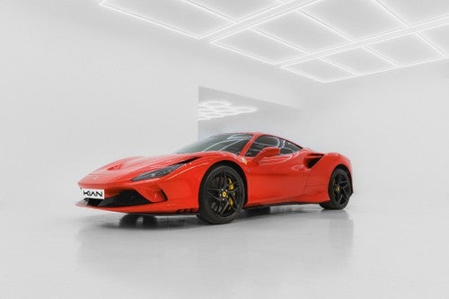 FERRARI F8 Tributo 