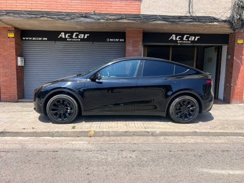 TESLA Model Y RWD