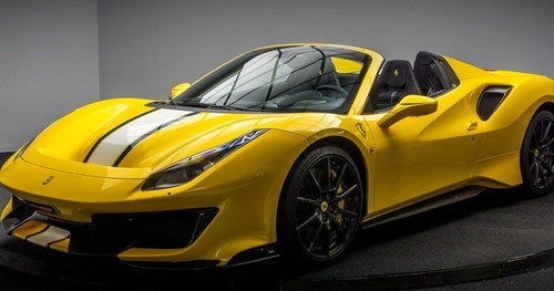 FERRARI 488 Pista