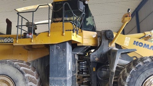 Komatsu WA600-6